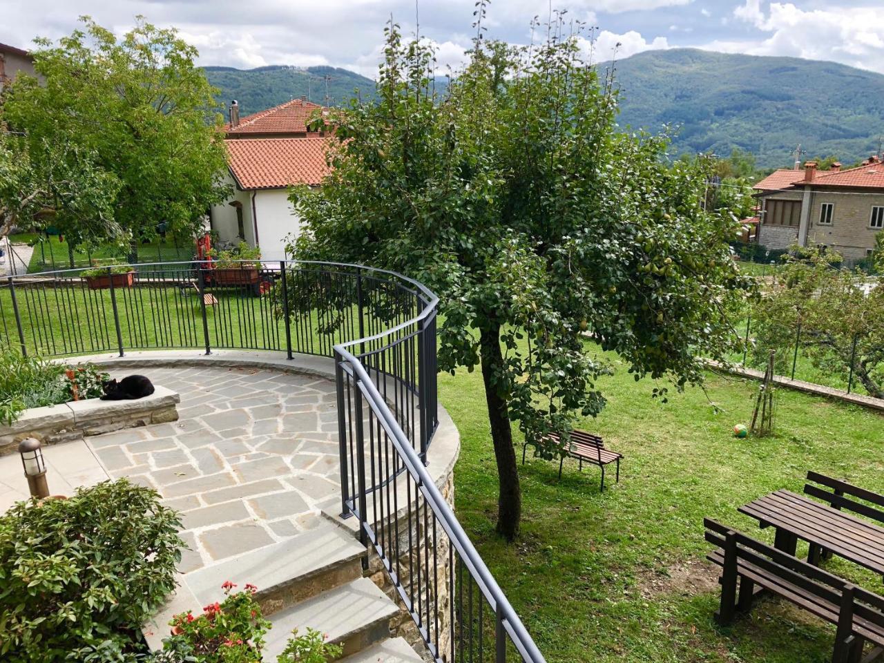 Albergo Ristorante Letizia Chiusi della Verna Exterior foto